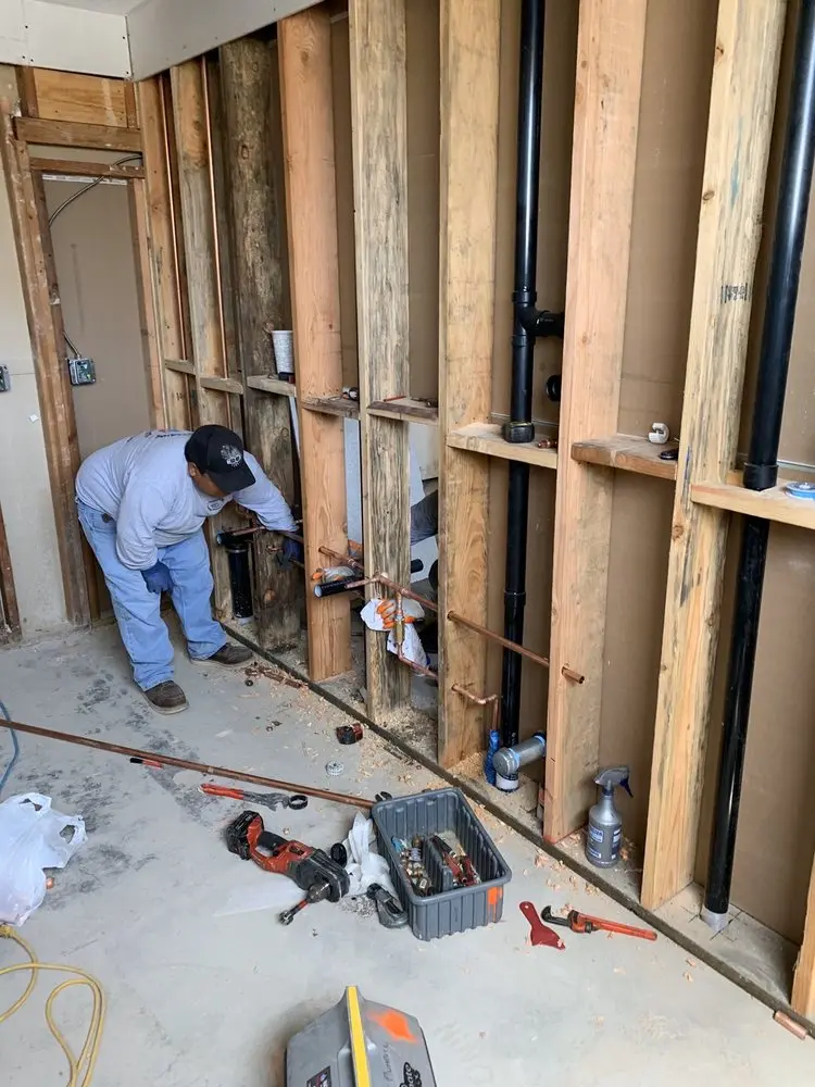 Commercial rough-in plumbing for Water Heater Replacement in Florida Center